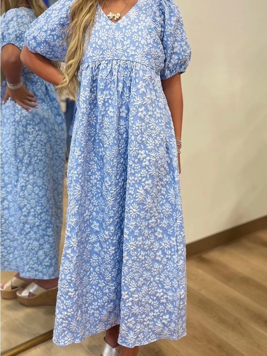 Dresses & Skirts - Light Blue Floral Embroidered Maxi Dress NWT